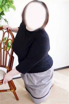 かわいい熟女＆おいしい人妻　千葉店／かな