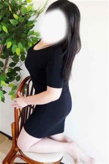 かわいい熟女＆おいしい人妻　千葉店／まい