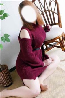 かわいい熟女＆おいしい人妻　千葉店／めぐみ